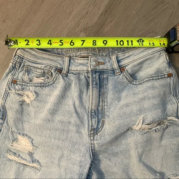 🚨SOLD🚨American Eagle AE Ripped Mom Jean 6 - Picture 8 of 12